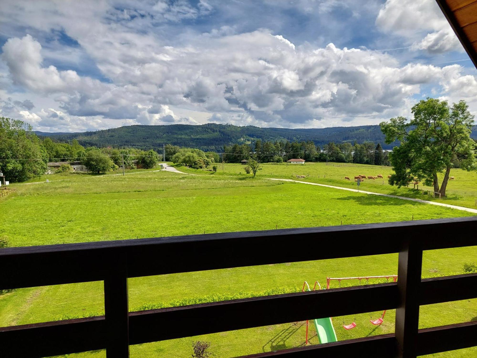 Penzion Slupecna Lipno nad Vltavou Eksteriør bilde