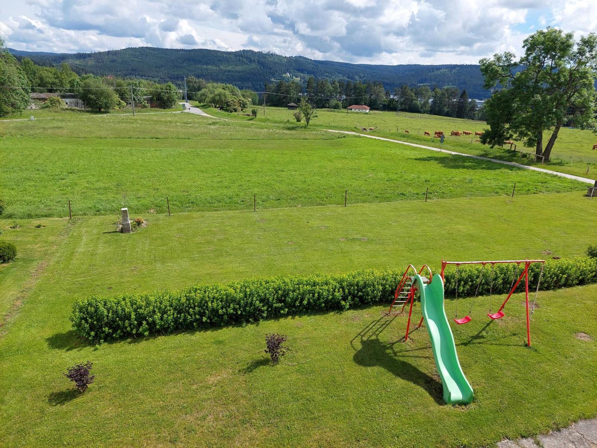 Penzion Slupecna Lipno nad Vltavou Eksteriør bilde